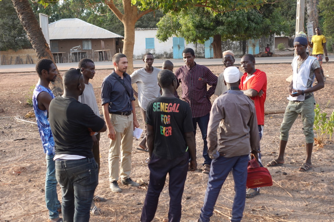 Pozzo profondo di Kenwal in Senegal by Balouo Salo - Raoul Vecchio